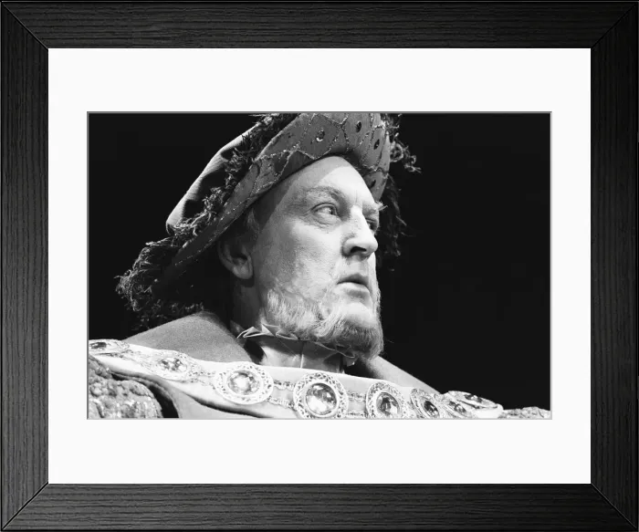 Framed Print : Donald Sinden as King Henry 8th in a scene from Henry 8th, which opens as the RSC