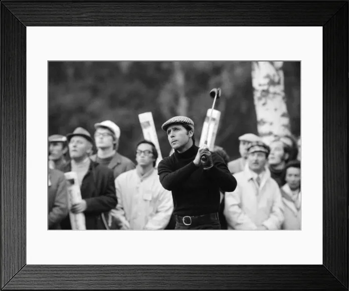 Framed Print : 1974 Piccadilly World Match Play Championship at Wentworth, Friday 11th October 1974 Framed Print : 1974 Piccadilly World Match Play Championship at Wentworth, Friday 11th October 1974