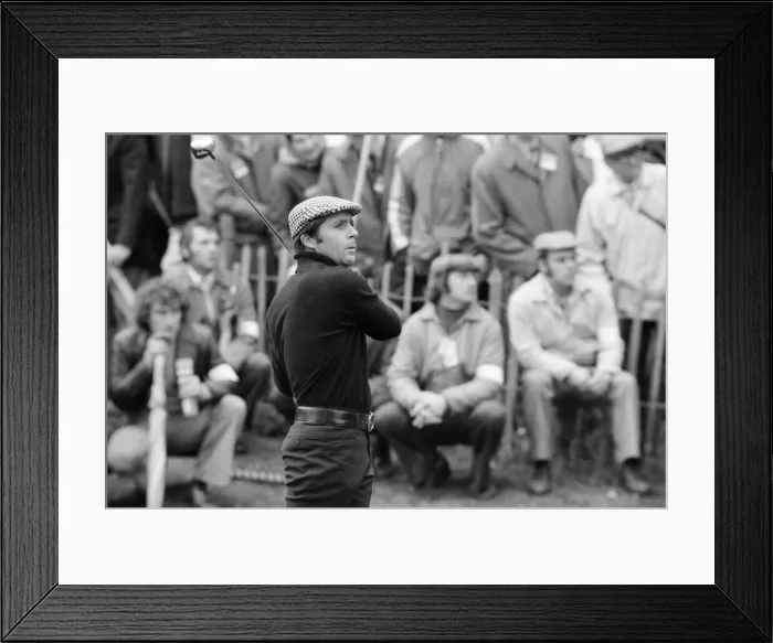 Framed Print : 1974 Piccadilly World Match Play Championship at Wentworth, Friday 11th October 1974 Framed Print : 1974 Piccadilly World Match Play Championship at Wentworth, Friday 11th October 1974