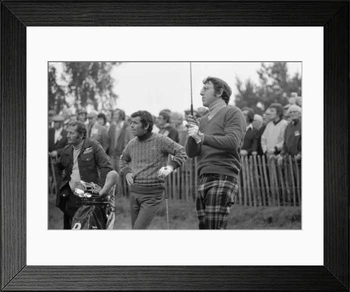 Framed Print : 1974 Piccadilly World Match Play Championship at Wentworth, Friday 11th October 1974 Framed Print : 1974 Piccadilly World Match Play Championship at Wentworth, Friday 11th October 1974