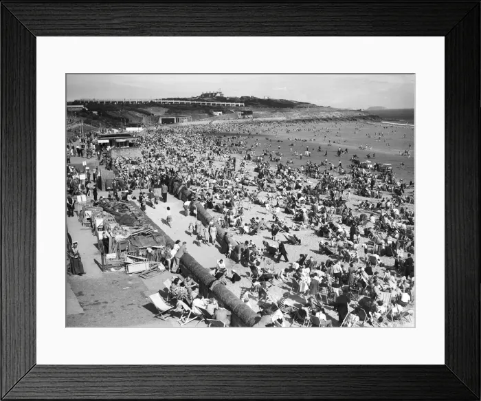 Framed Print : Rhondda miners on holiday in Barry Island, Vale of Glamorgan, Wales. 5th August 1951 Framed Print : Rhondda miners on holiday in Barry Island, Vale of Glamorgan, Wales. 5th August 1951