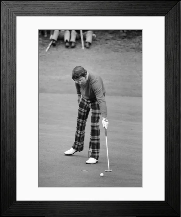 Framed Print : 1974 Piccadilly World Match Play Championship at Wentworth, Friday 11th October 1974 Framed Print : 1974 Piccadilly World Match Play Championship at Wentworth, Friday 11th October 1974