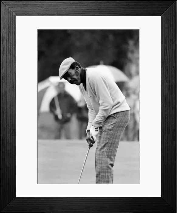 Framed Print : 1983 Suntory World Match Play Championship at Wentworth, Friday 7th October 1983 Framed Print : 1983 Suntory World Match Play Championship at Wentworth, Friday 7th October 1983