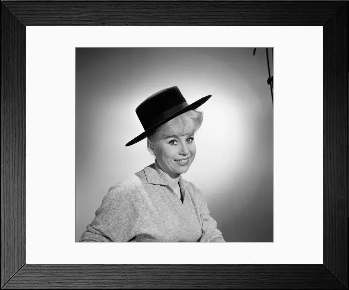 Framed Print : Barbara Windsor, actress and star of BBC TV Series, The Rag Trade Framed Print : Barbara Windsor, actress and star of BBC TV Series, The Rag Trade