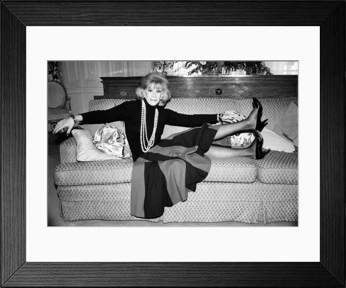 Framed Print : American Comedian Joan Rivers in a London hotel, 1st March 1984