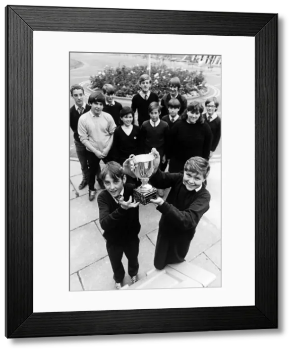Framed Print : Gilbrook School, Eston, Redcar and Cleveland, North Yorkshire. 30th October 1985 Framed Print : Gilbrook School, Eston, Redcar and Cleveland, North Yorkshire. 30th October 1985