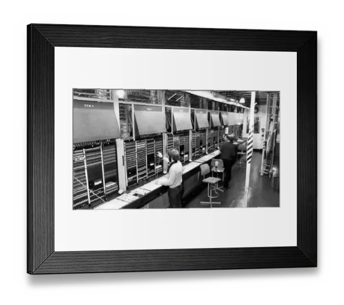 Framed Print : Guardian Telephone Exchange, Manchester, 15th March 1983 Framed Print : Guardian Telephone Exchange, Manchester, 15th March 1983