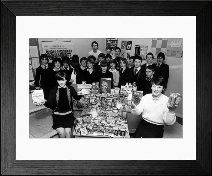 Framed Print : Gilbrook School, Eston, Redcar and Cleveland, North Yorkshire. 10th December 1981 Framed Print : Gilbrook School, Eston, Redcar and Cleveland, North Yorkshire. 10th December 1981