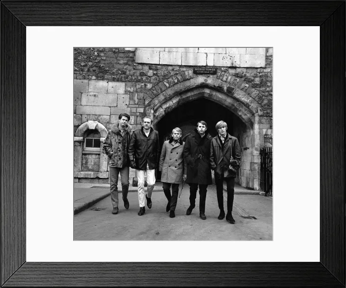 Framed Print : The Beach Boys visit the Tower of London. 7th November 1964 Framed Print : The Beach Boys visit the Tower of London. 7th November 1964