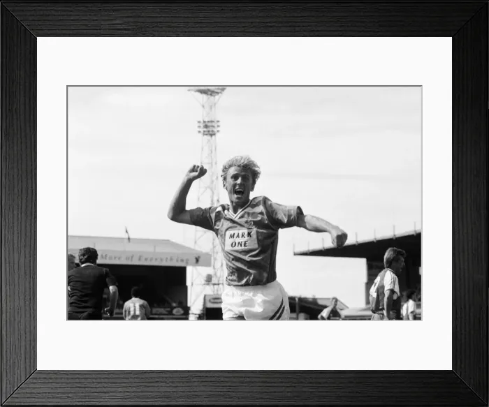 Framed Print : Birmingham City 3-0 Crewe Alexandra, league match at St Andrews Framed Print : Birmingham City 3-0 Crewe Alexandra, league match at St Andrews