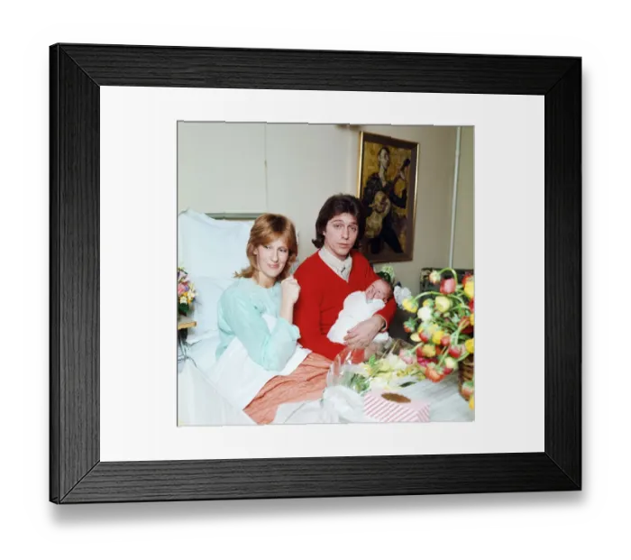 Framed Print : Georgie Fame and his wife Nicolette (the former Marchioness of Londonderry