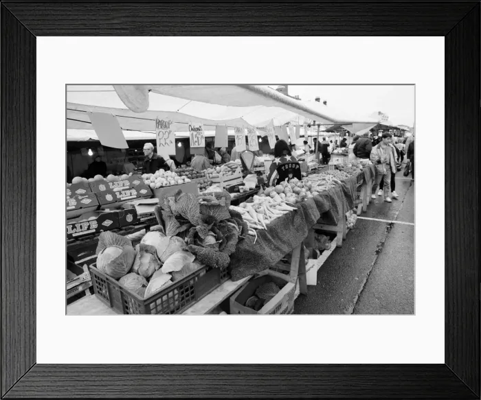 Framed Print : Stockton Fruit and Vegetable Market, Stockton, North East England, 13th January 1993 Framed Print : Stockton Fruit and Vegetable Market, Stockton, North East England, 13th January 1993