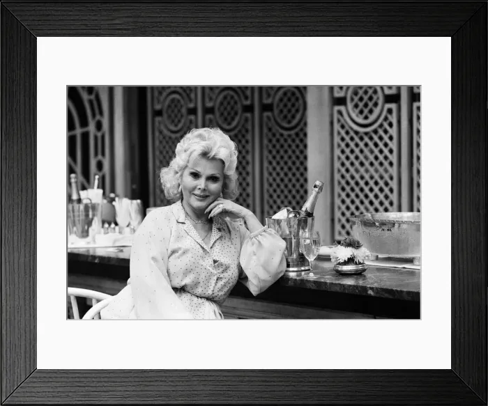 Framed Print : Zsa Zsa Gabor in London. 6th July 1980 Framed Print : Zsa Zsa Gabor in London. 6th July 1980