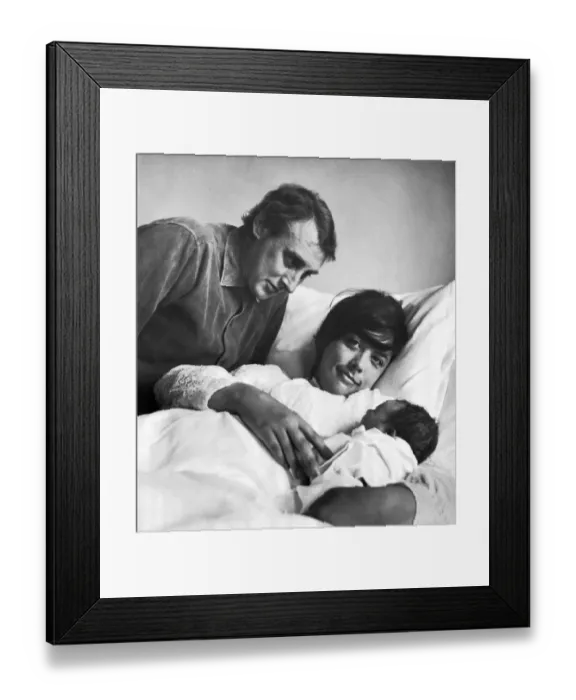 Framed Print : Spike Milligan with his wife Patricia and their child Jane. 19th May 1966