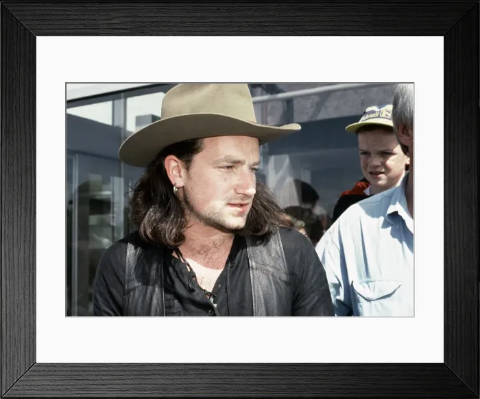 Framed Print : Bono, lead singer of Irish Rock group U2, pictured upon arrival in Glasgow Framed Print : Bono, lead singer of Irish Rock group U2, pictured upon arrival in Glasgow