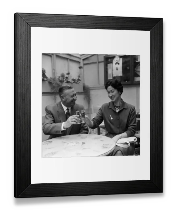 Framed Print : George Formby and fiancee Pat Howsen of Preston. She is wearing the huge solitaire