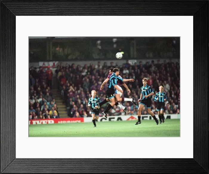 Framed Print : UEFA Cup match second leg, Aston Villa 1- 0 Inter Milan, held at Villa Park Framed Print : UEFA Cup match second leg, Aston Villa 1- 0 Inter Milan, held at Villa Park