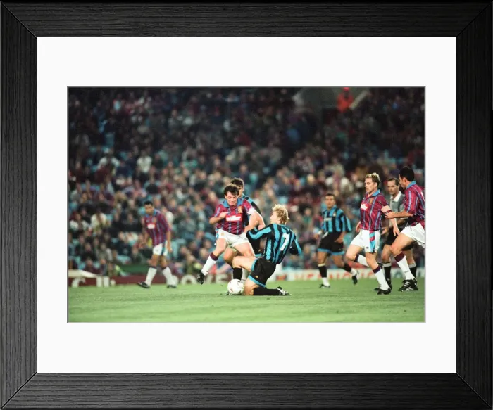 Framed Print : UEFA Cup match second leg, Aston Villa 1- 0 Inter Milan, held at Villa Park Framed Print : UEFA Cup match second leg, Aston Villa 1- 0 Inter Milan, held at Villa Park