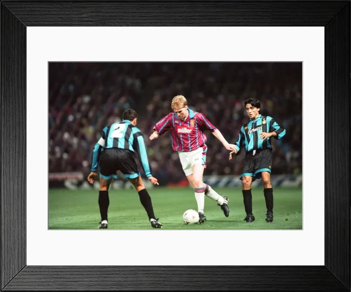 Framed Print : UEFA Cup match second leg, Aston Villa 1- 0 Inter Milan, held at Villa Park