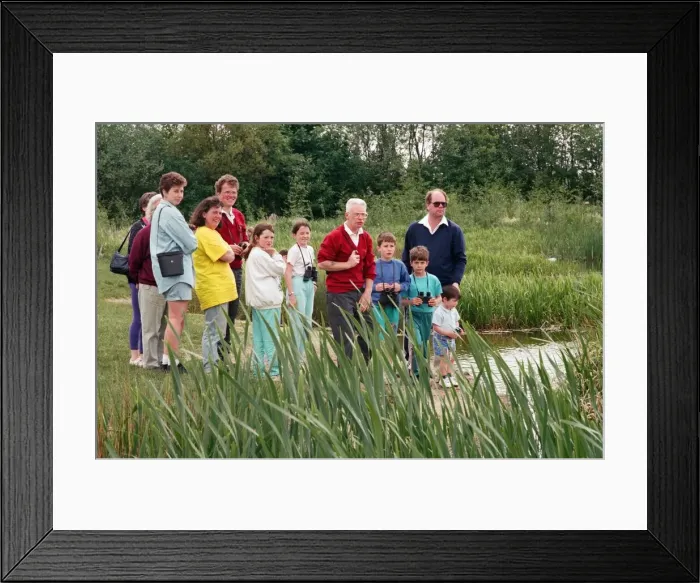 Framed Print : Families enjoy bird watching at Billingham Beck Country Park. 30th May 1994