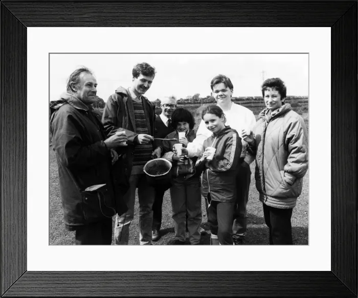 Framed Print : Visitors to Billingham Beck Valley test out the delights of nettle soup
