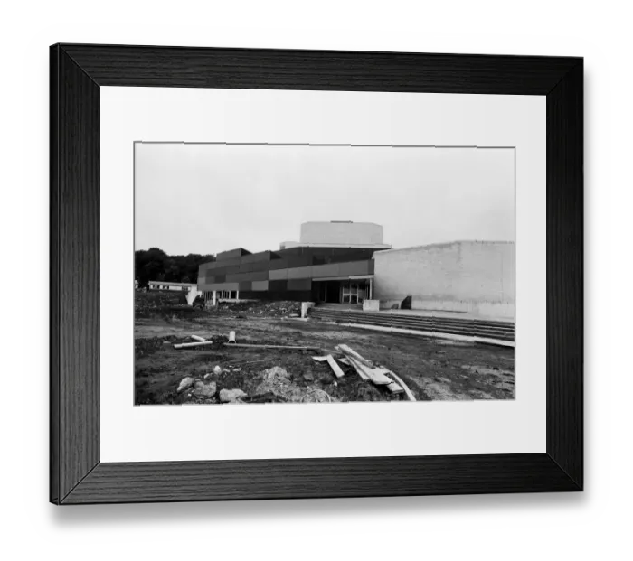 Framed Print : The newly completed Warwick Arts Centre at the University of Warwick