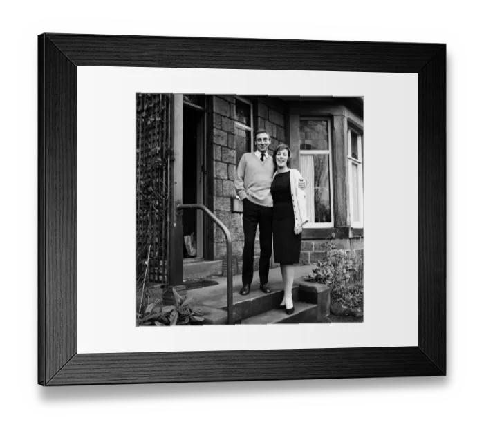 Framed Print : Spike Milligan with his fiancee, Miss Pat Ridgeway at her home in Leathley Road, Menston