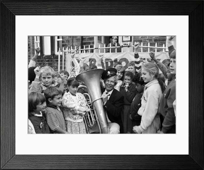 Framed Print : Cor Blimey - its Derek Jameson... Radio 2 star Derek Framed Print : Cor Blimey - its Derek Jameson... Radio 2 star Derek