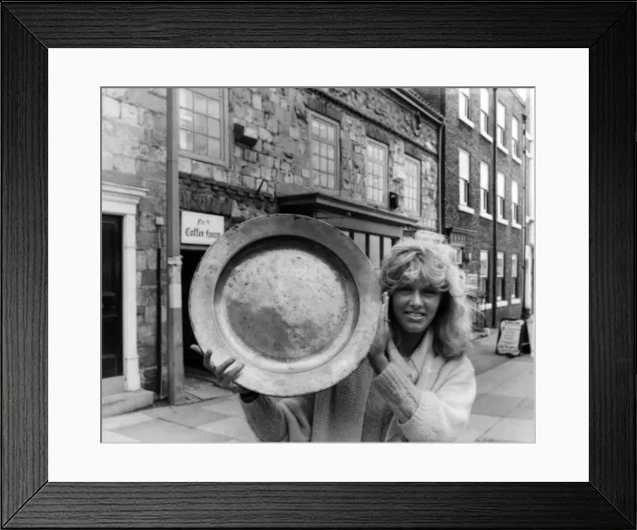 Framed Print : Preston Hall Museum is to receive a rare serving plate made by a Stockton pewterer Framed Print : Preston Hall Museum is to receive a rare serving plate made by a Stockton pewterer