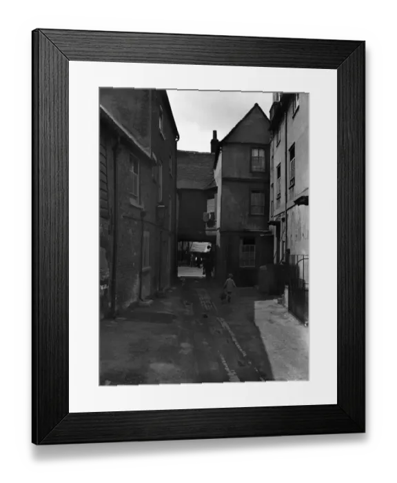 Framed Print : Bakers Yard, Uxbridge looking towards High Street, London. Circa 1930 Framed Print : Bakers Yard, Uxbridge looking towards High Street, London. Circa 1930