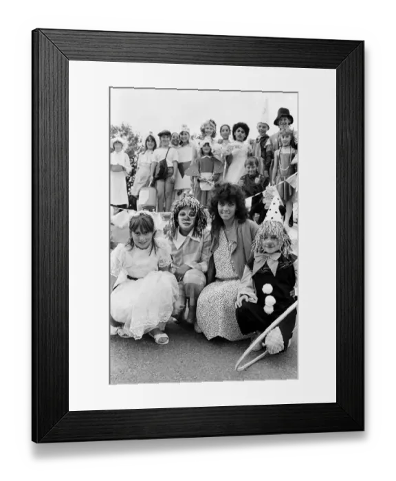 Framed Print : Miss Examiner Tracy O Hehir judged the floats and fancy dress when Golcar Royal