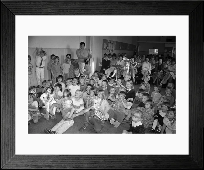 Framed Print : Eyes front... no need to give the order to these Brockholes children Framed Print : Eyes front... no need to give the order to these Brockholes children