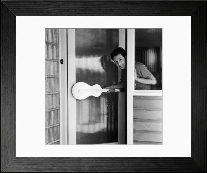 Framed Print : Lonnie Donegan at home, 13th May 1959 Framed Print : Lonnie Donegan at home, 13th May 1959