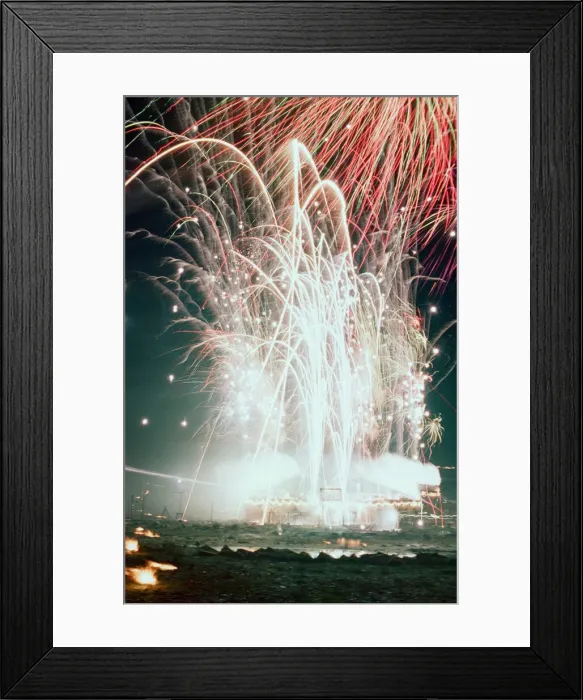 Framed Print : Bonfire Night, Skinningrove, North Yorkshire, England, 5th November 1994 Framed Print : Bonfire Night, Skinningrove, North Yorkshire, England, 5th November 1994