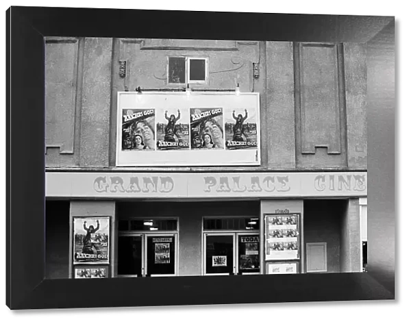 Ladywood, Birmingham, West Midlands. 15th August 1977. Grand Palace Cinema. Asian Cinema
