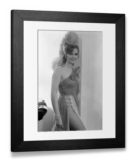 Framed Print : Miss World Contestants, Variety Club Luncheon, Savoy Hotel, London, 4th November 1971 Framed Print : Miss World Contestants, Variety Club Luncheon, Savoy Hotel, London, 4th November 1971