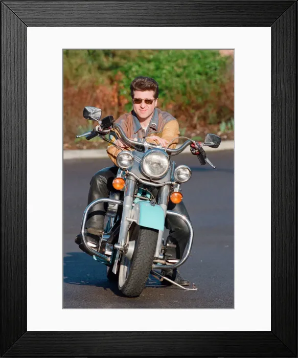 Framed Print : Capital Radio DJ Neil Fox, also known as Dr. Fox or Foxy. 14th February 1995 Framed Print : Capital Radio DJ Neil Fox, also known as Dr. Fox or Foxy. 14th February 1995
