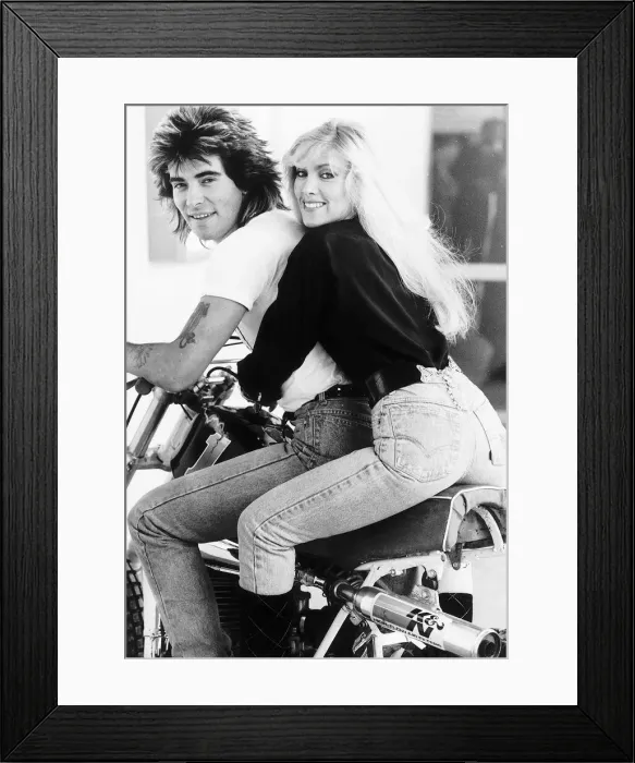 Framed Print : Lynsey de Paul singer with Eddie Kidd dbase MSI Framed Print : Lynsey de Paul singer with Eddie Kidd dbase MSI