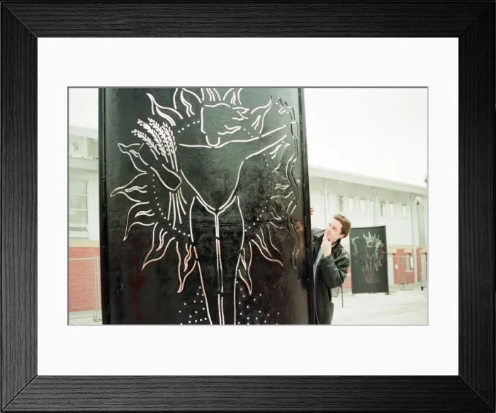 Framed Print : John Cairns from Cleveland Arts, admires the Sculptures of Greek Goddess Ceres Framed Print : John Cairns from Cleveland Arts, admires the Sculptures of Greek Goddess Ceres