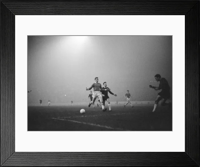 Framed Print : Chelsea 2-0 Workington, League Cup, Fifth Round Replay at Stamford Bridge Framed Print : Chelsea 2-0 Workington, League Cup, Fifth Round Replay at Stamford Bridge