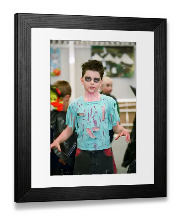 Framed Print : Childrens Halloween party at Willows Centre. October 1994