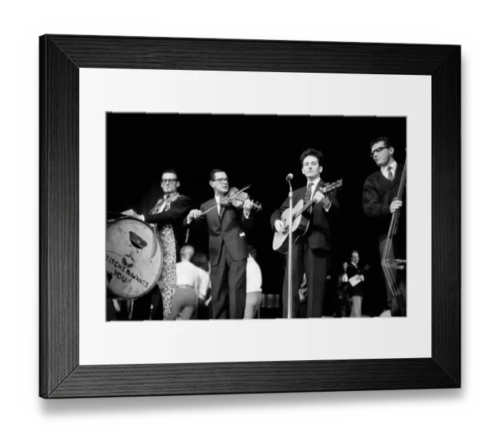Framed Print : Lonnie Donegan sings My Old Mans a Dustman Framed Print : Lonnie Donegan sings My Old Mans a Dustman