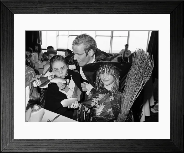 Framed Print : Flamboyant television presenter Tommy Boyd got the youngsters laughing Framed Print : Flamboyant television presenter Tommy Boyd got the youngsters laughing