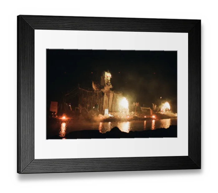 Framed Print : Bonfire Night, Skinningrove, North Yorkshire, England, Wednesday 5th November 1997