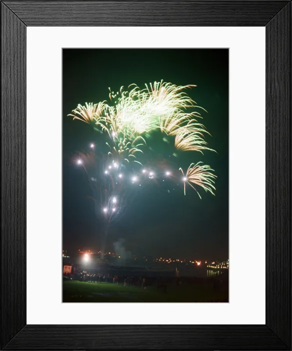 Framed Print : Bonfire Night Fireworks Display, Stockton, North Yorkshire, England, 5th November 1990 Framed Print : Bonfire Night Fireworks Display, Stockton, North Yorkshire, England, 5th November 1990