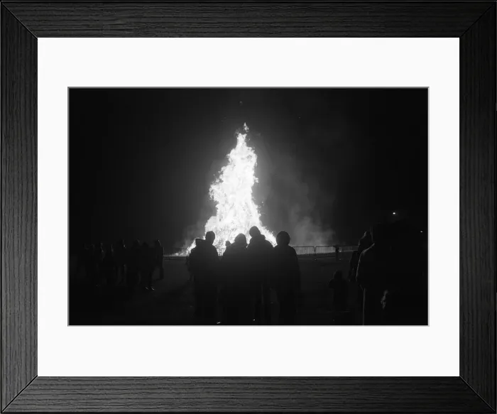 Framed Print : Bonfire at Pype Hayes park in Birmingham. 5th November 1981
