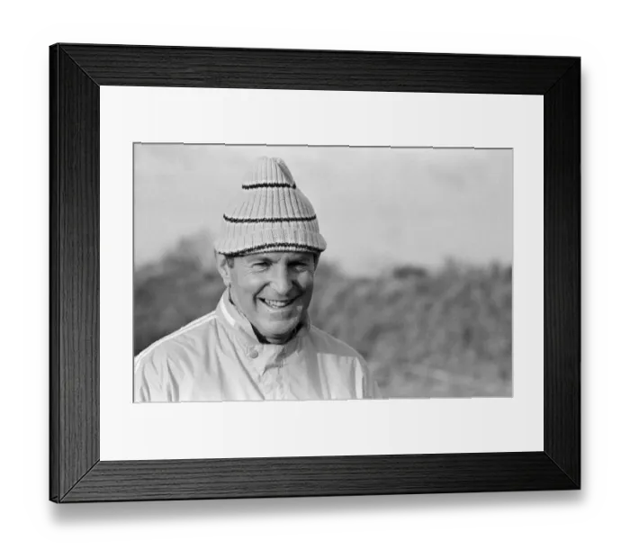 Framed Print : Dave Sexton, Coventry City Manager, pictured during training session ahead of FA Cup Framed Print : Dave Sexton, Coventry City Manager, pictured during training session ahead of FA Cup