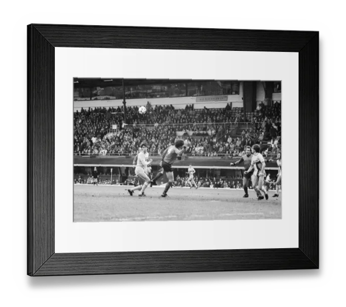 Framed Print : Coventry City 3-1 Worcester City, FA Cup Third Round match at Highfield Road Framed Print : Coventry City 3-1 Worcester City, FA Cup Third Round match at Highfield Road