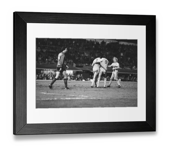 Framed Print : Coventry City 3-1 Worcester City, FA Cup Third Round match at Highfield Road Framed Print : Coventry City 3-1 Worcester City, FA Cup Third Round match at Highfield Road