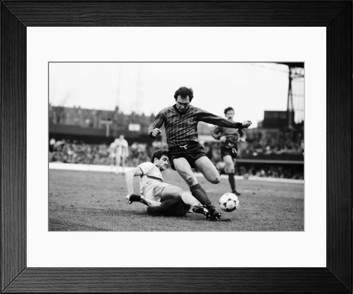 Framed Print : Coventry City 3-1 Worcester City, FA Cup Third Round match at Highfield Road Framed Print : Coventry City 3-1 Worcester City, FA Cup Third Round match at Highfield Road